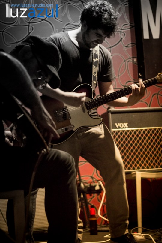 Concierto de debut de Étant Donnés en el pub Zeppelin dentro del Cicle Mutant. luzazul estudio. Fotos Raul Rubio. 2014, La Vall d'Uixó.