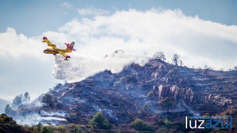 Incendio forestal en la Vall d'Uixó. 2014. Luzazul estudio (Raúl Rubio)