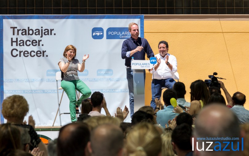Mitin PP la Vall d'Uixó, con Oscar Clavell, Isabel Bonig y Javier Moliner. Foto: Raul Rubio (www.luzazulestudio.com). Mayo 2015